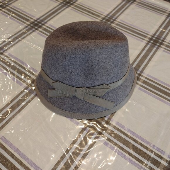 Women's hat 100% Wool color: Gray - Picture 1 of 8